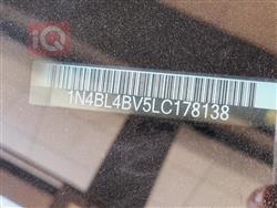 نيسان ألتيما